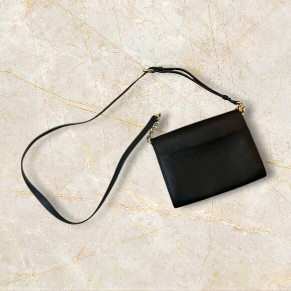 Calvin Klein NWOT Crossbody Bag with Gold Chain - Picture 3 of 6